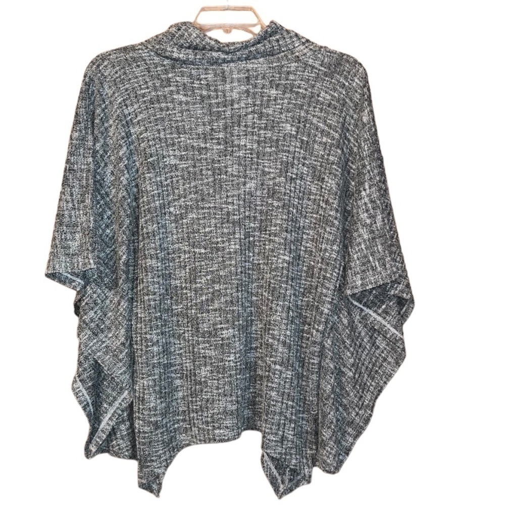 BLACK soot combo smock turtle neck sweater with draped sleeves size X-Large